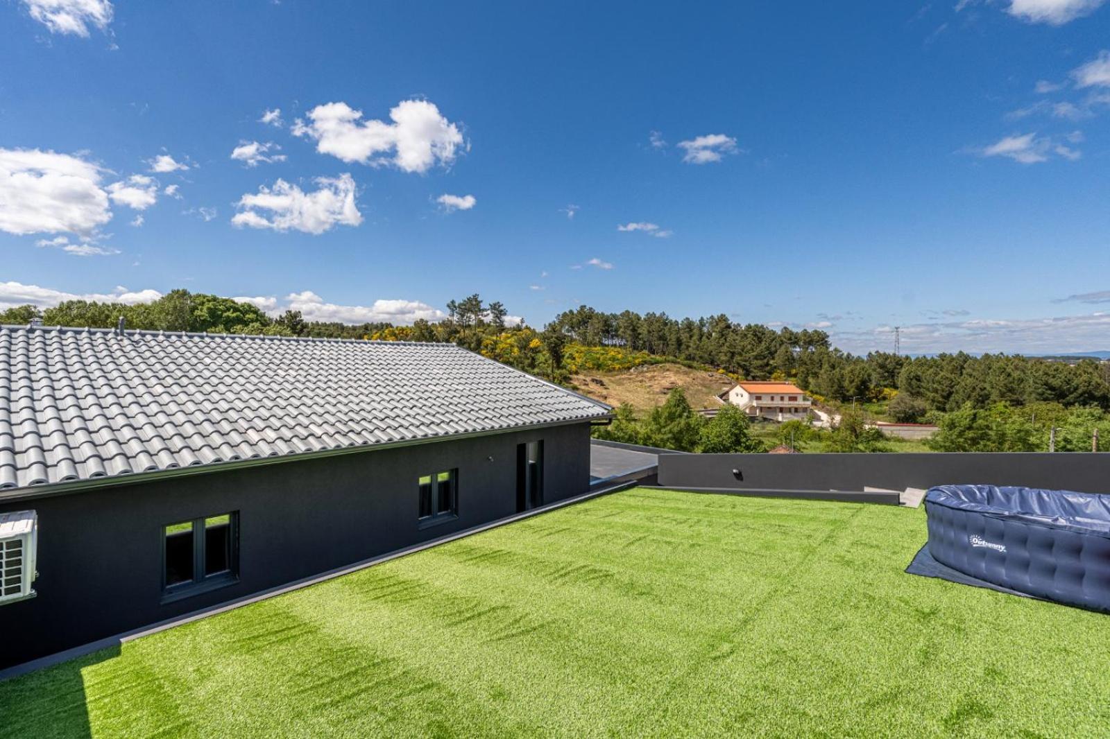 Avelino Carolino Chalet Chaves